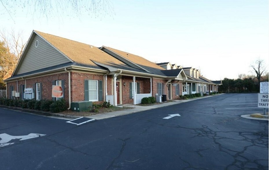 More Photos Of 701 W Main St, Jamestown Office For Lease