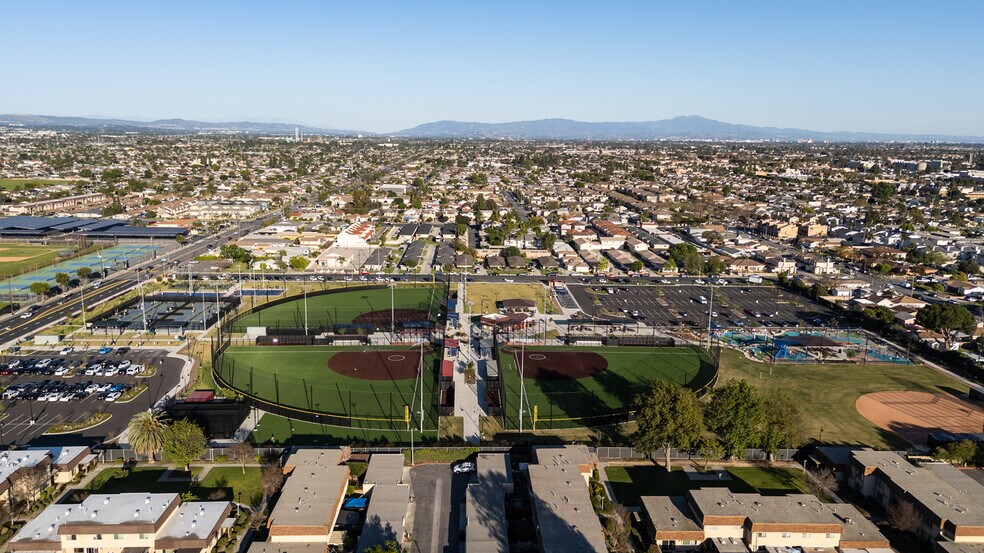 More Photos Of 8620-8624 Watson St, Cypress Apartments For Sale