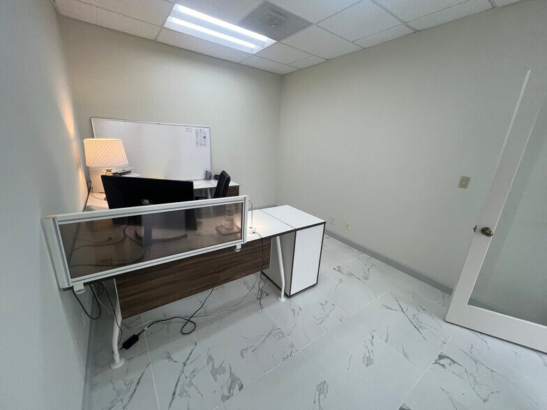 More Photos Of 117-121 Paul Dr, San Rafael Medical For Lease