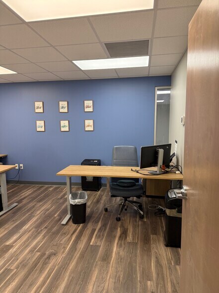 More Photos Of 6404 Old Winter Garden Rd, Orlando Medical For Sale