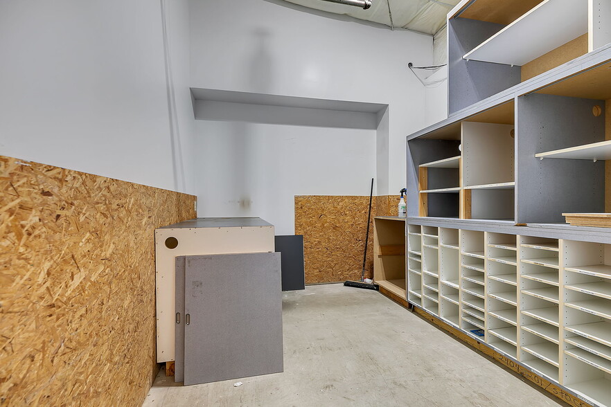 More Photos Of 601 Franklin Ave NE, Saint Cloud Warehouse For Sale