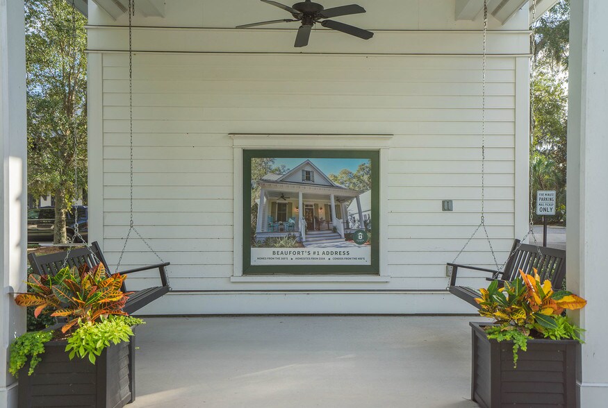 More Photos Of 3 Celadon Dr, Beaufort Office For Lease
