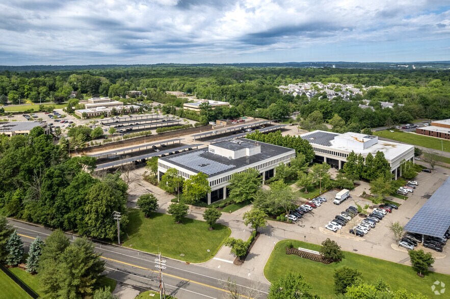 More Photos Of 30 Vreeland Rd, Florham Park Office For Lease