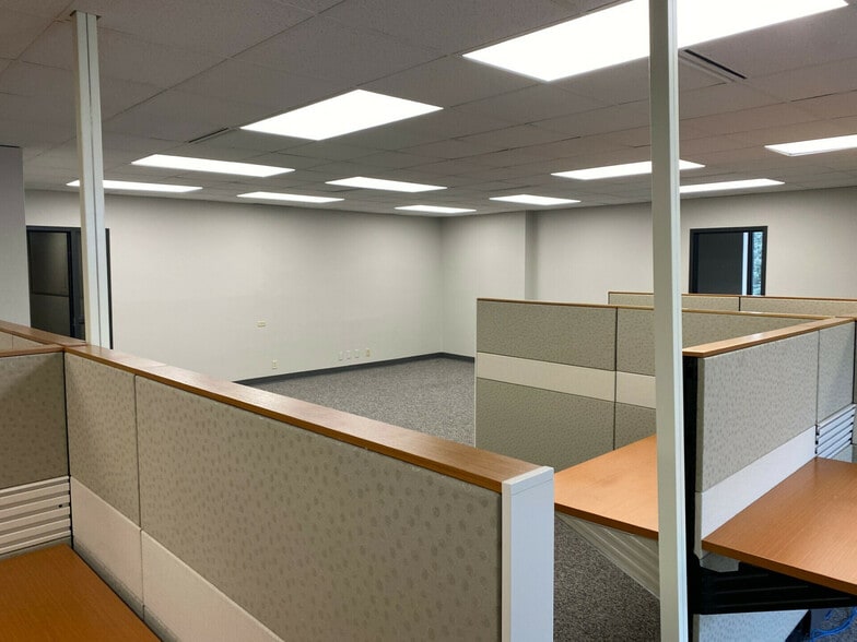 More Photos Of 3500 S Phillips Ave, Sioux Falls Office For Lease