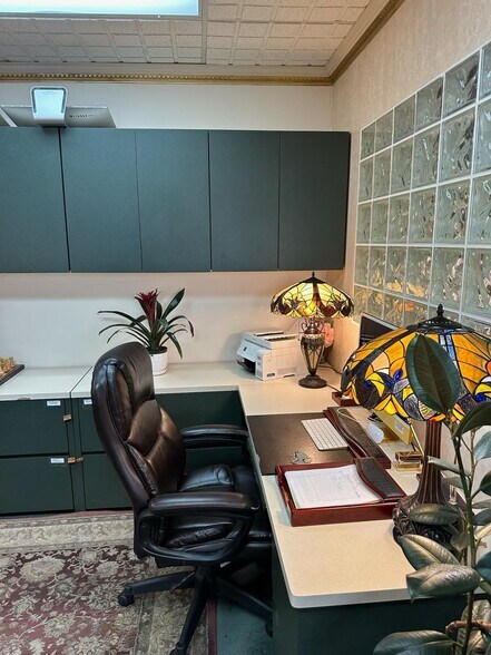 More Photos Of 420 S Dixie Hwy, Coral Gables Loft Creative Space For Sale