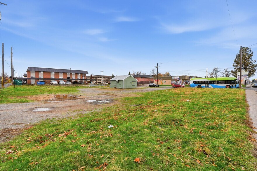 More Photos Of 6216-6228 N Lidgerwood St, Spokane Land For Sale
