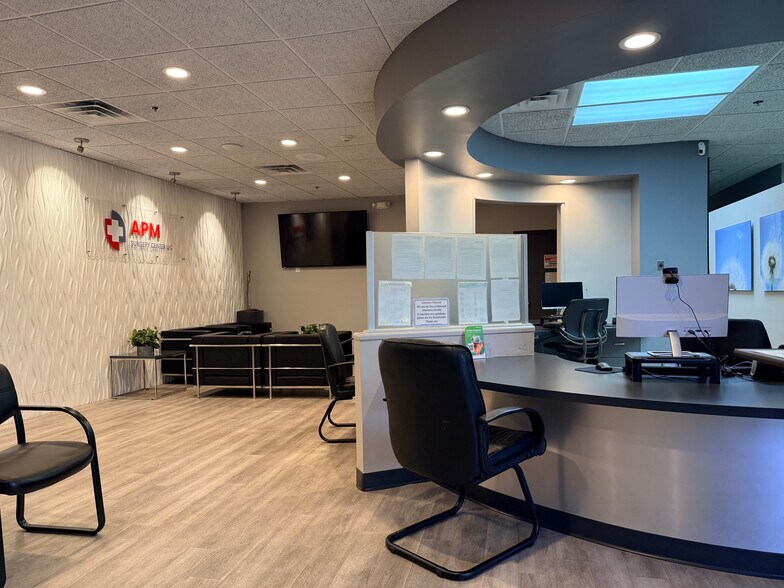 More Photos Of 604 W Warner Rd, Chandler Medical For Sale