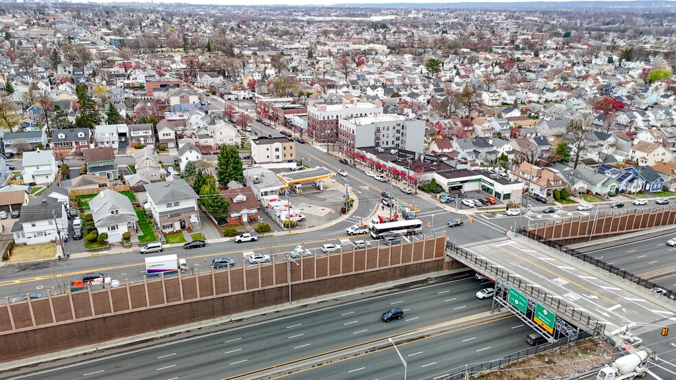 More Photos Of 9-11 Ridge Rd, Lyndhurst Freestanding For Lease