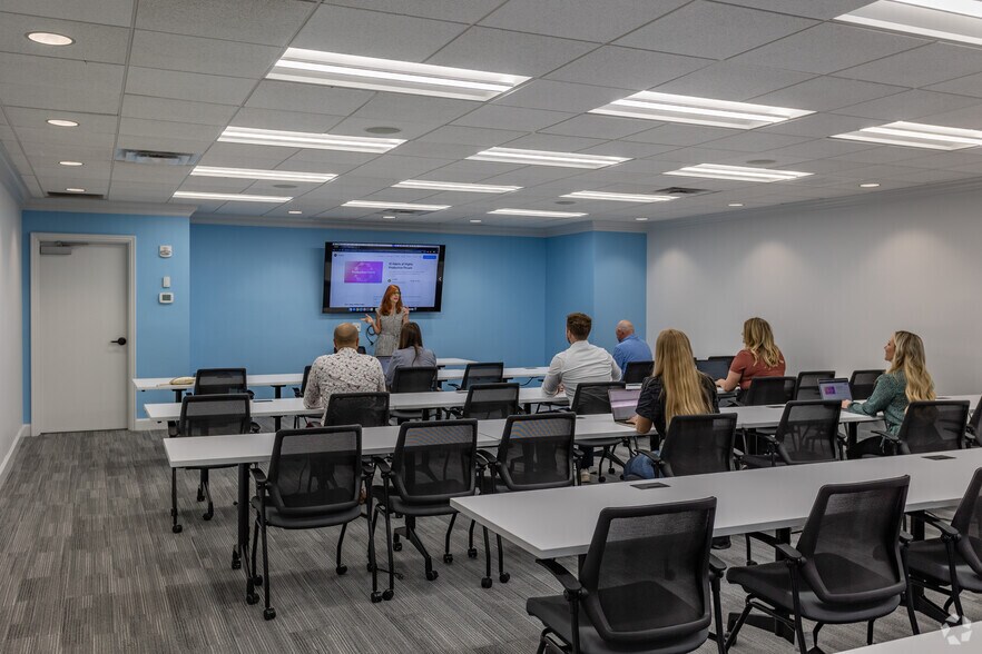 More Photos Of 1 Burton Hills Blvd, Nashville Unknown For Sale