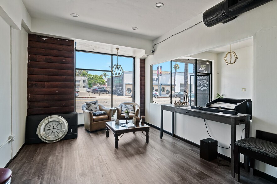 More Photos Of 355-359 N Fairfax Ave, Los Angeles Storefront Retail Office For Lease
