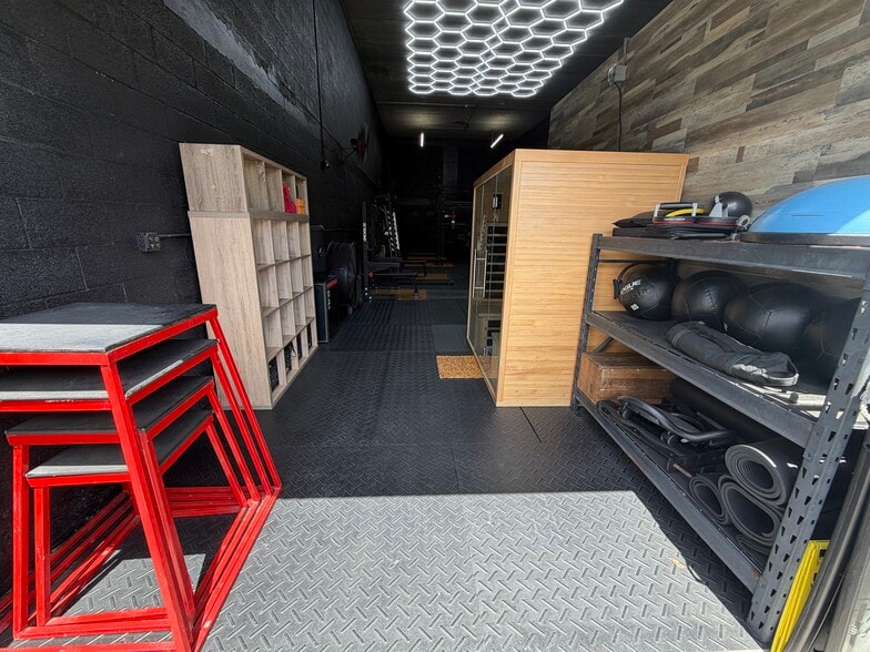 More Photos Of 14911 SW 137th St, Miami Warehouse For Sale