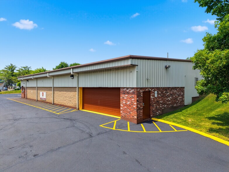 More Photos Of 980 Stanley St, New Britain Warehouse For Sale
