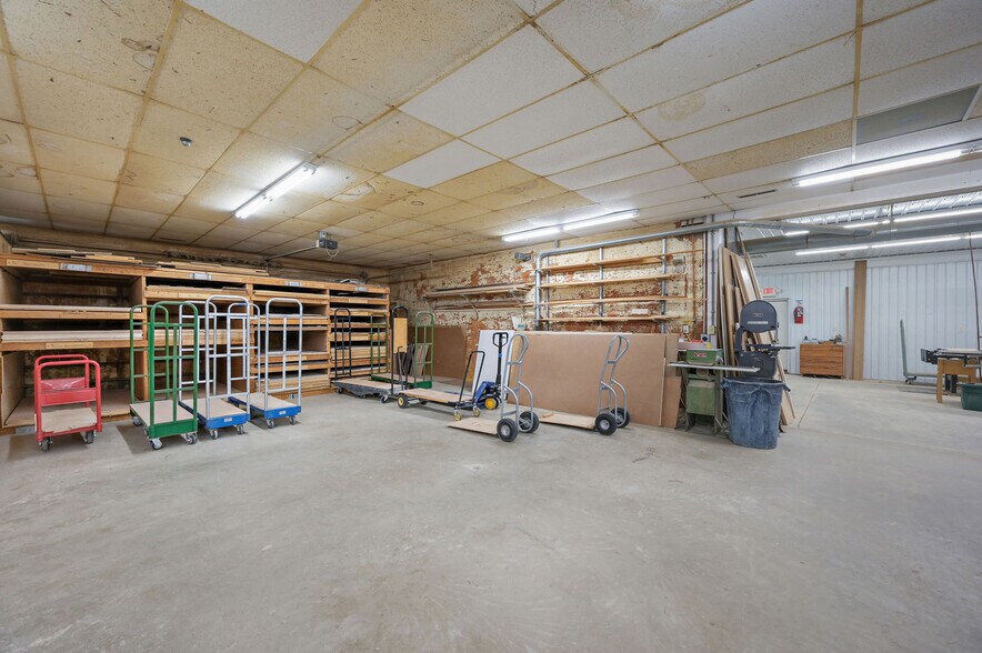 More Photos Of 9155 Campbell Ln, Bridgeville Office For Sale