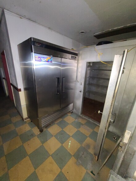 More Photos Of 240 E State St, Trenton General Retail For Lease