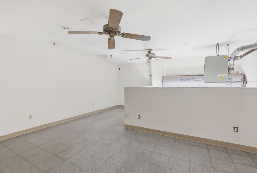 More Photos Of 534 Harvard St, Vineland Warehouse For Sale