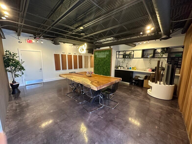 More Photos Of 775 NW 71st St, Miami Warehouse For Sale