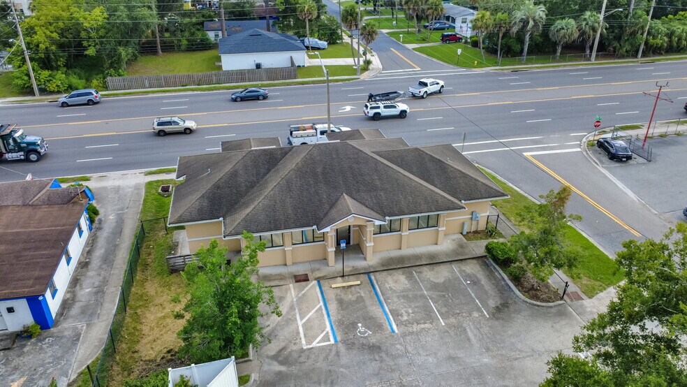 Primary Photo Of 6531 103rd St, Jacksonville Medical For Lease