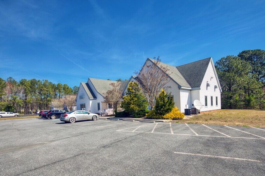 More Photos Of 22581 Center Pky, Accomac Office For Sale
