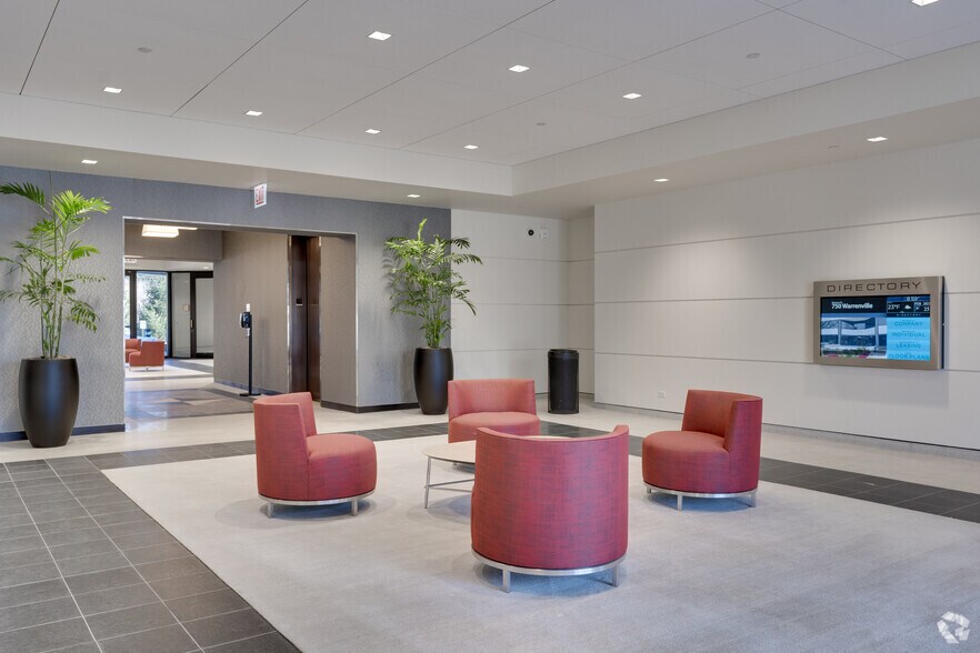 More Photos Of 750 Warrenville Rd, Lisle Office For Lease