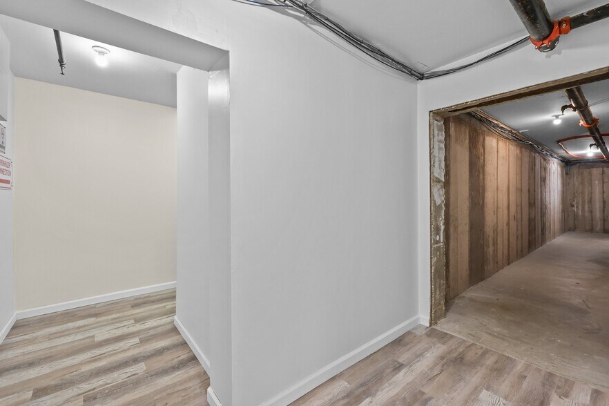 More Photos Of 105 Corporate Dr E, Langhorne Office For Sale