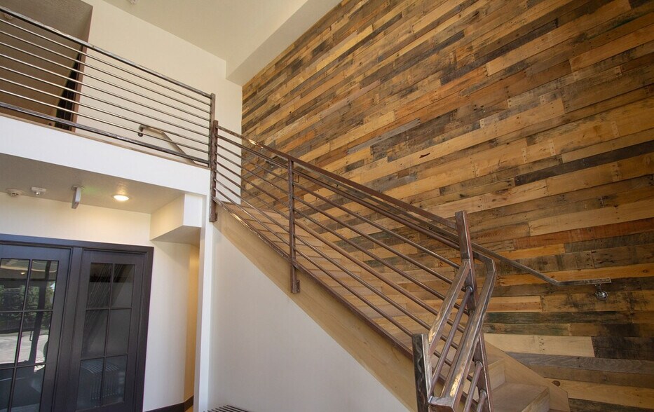 More Photos Of 4685 S Highland Dr, Holladay Office For Lease