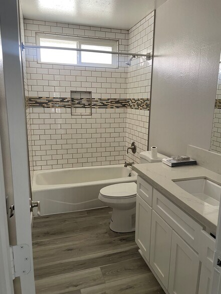 More Photos Of 14534 Bellflower Blvd, Bellflower Apartments For Sale