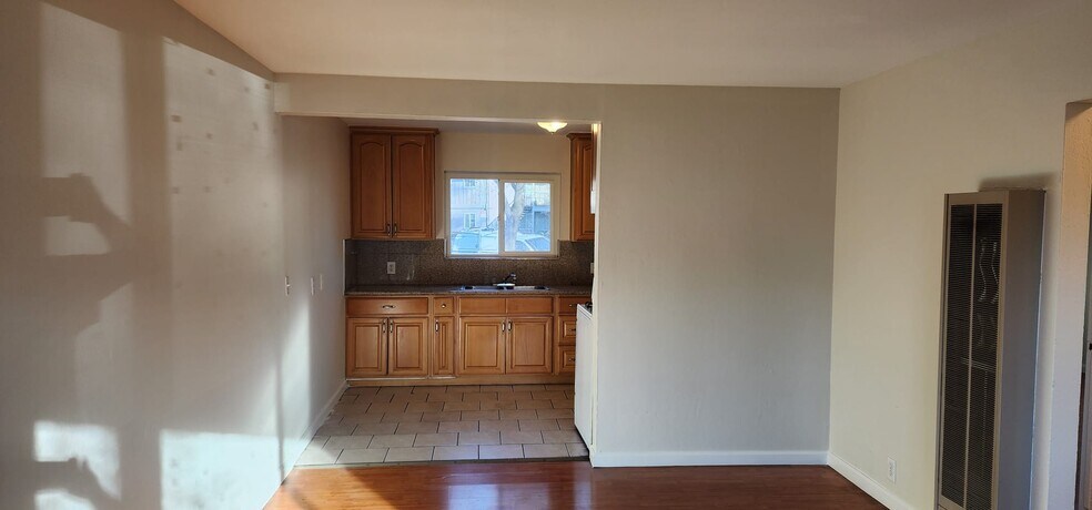 More Photos Of 811 Jeanne Ave, San Jose Apartments For Sale