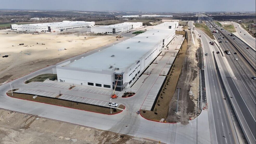More Photos Of 22867 IH-35, Schertz Industrial For Lease