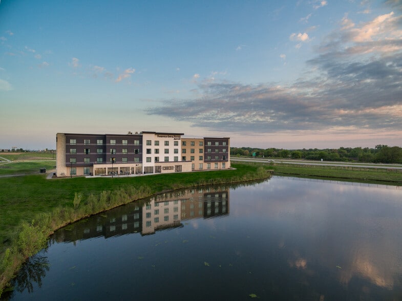 More Photos Of Hubbell Ave And Bass Pro Dr, Altoona General Retail For Lease