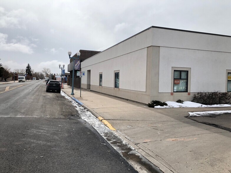 More Photos Of 320 E Grand Ave, Laramie Specialty For Lease