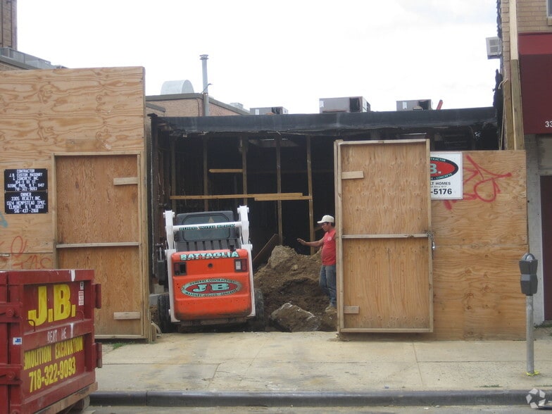 More Photos Of 33-05 Francis Lewis Blvd, Flushing Storefront For Lease