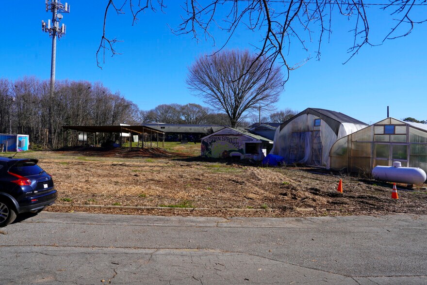 More Photos Of 2200 Reynolds Dr SW, Atlanta Land For Sale