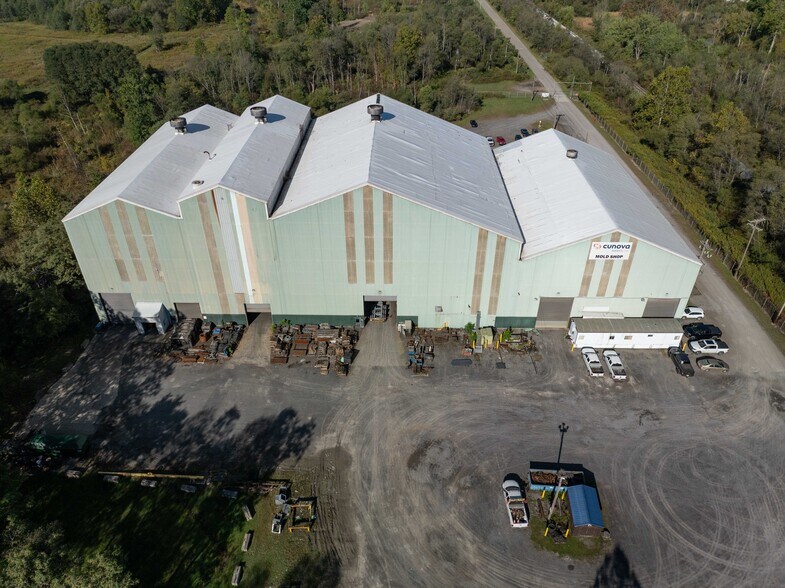 More Photos Of 347 E Industrial Dr, Titusville Industrial For Sale