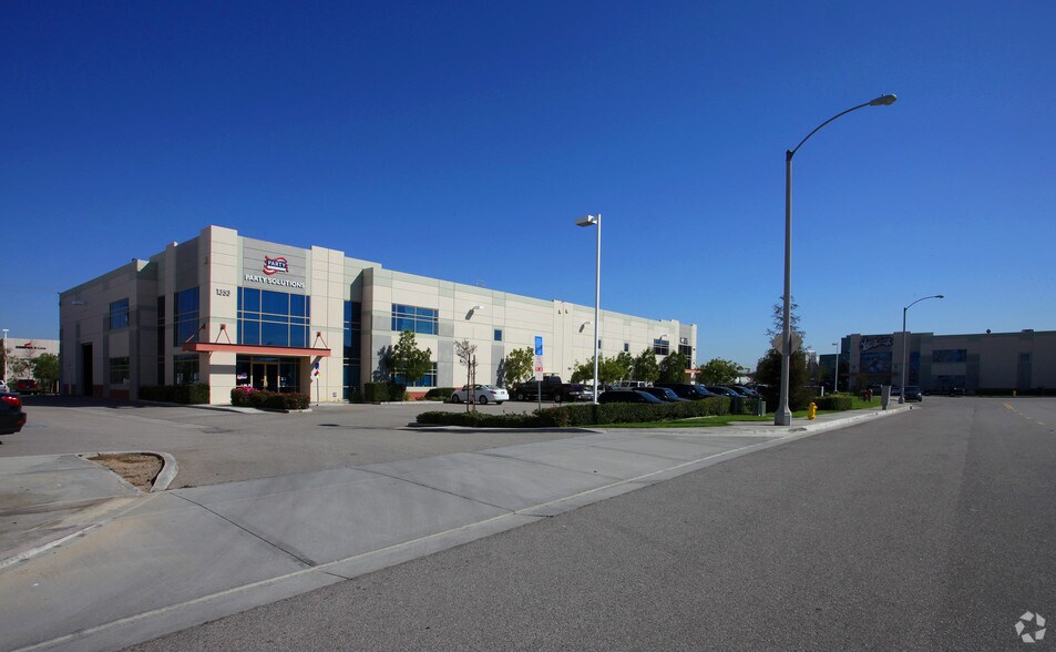 More Photos Of 1353 Walker Ln, Corona Manufacturing For Lease