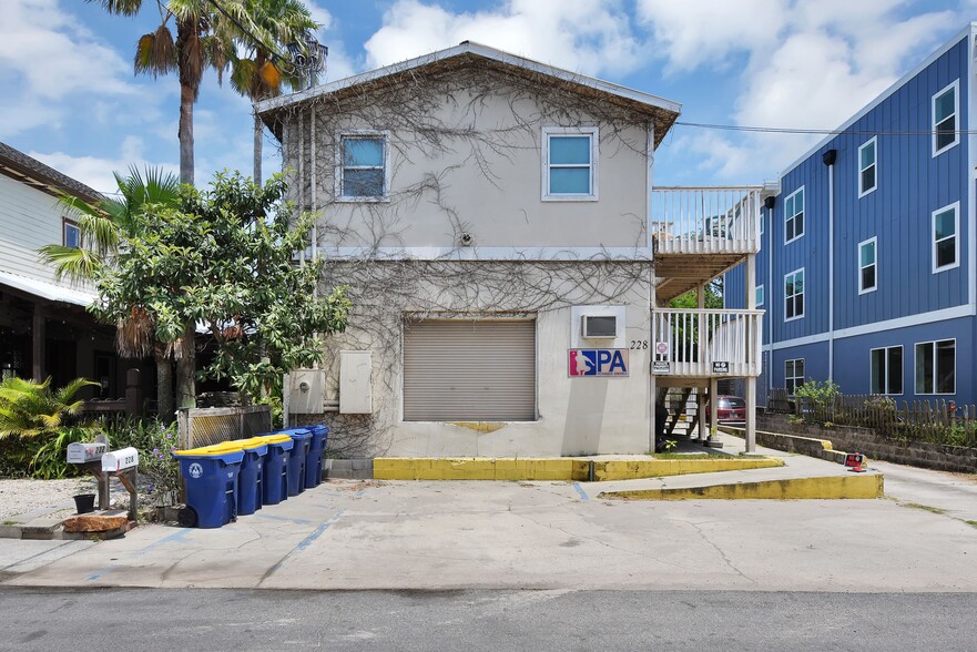 Primary Photo Of 228 N 2nd St, Fernandina Beach Warehouse For Sale