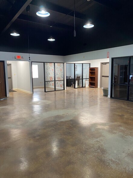 More Photos Of 4894 W Hwy 84, Vidalia Warehouse For Sale