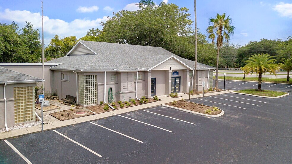 More Photos Of 14517 Bruce B Downs Blvd, Tampa Office For Lease