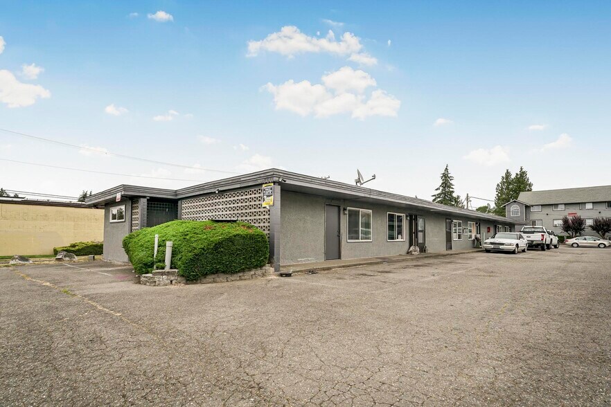 More Photos Of 7603 Pacific Ave, Tacoma Apartments For Sale