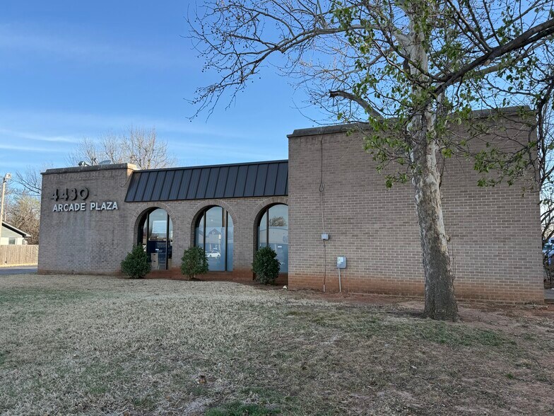 More Photos Of 4430 NW 50th St, Oklahoma City Office For Sale