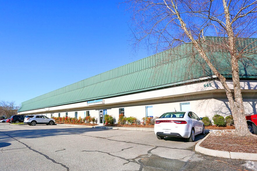 Primary Photo Of 545 Central Dr, Virginia Beach Distribution For Lease