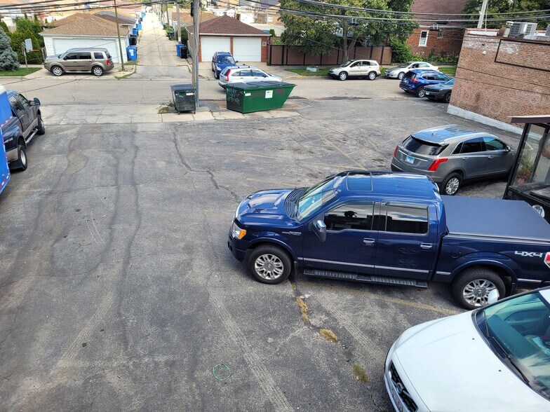 More Photos Of , Chicago General Retail For Sale