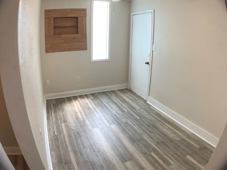 More Photos Of 2745 Wagon Trail Rd, Pearland Auto Repair For Sale