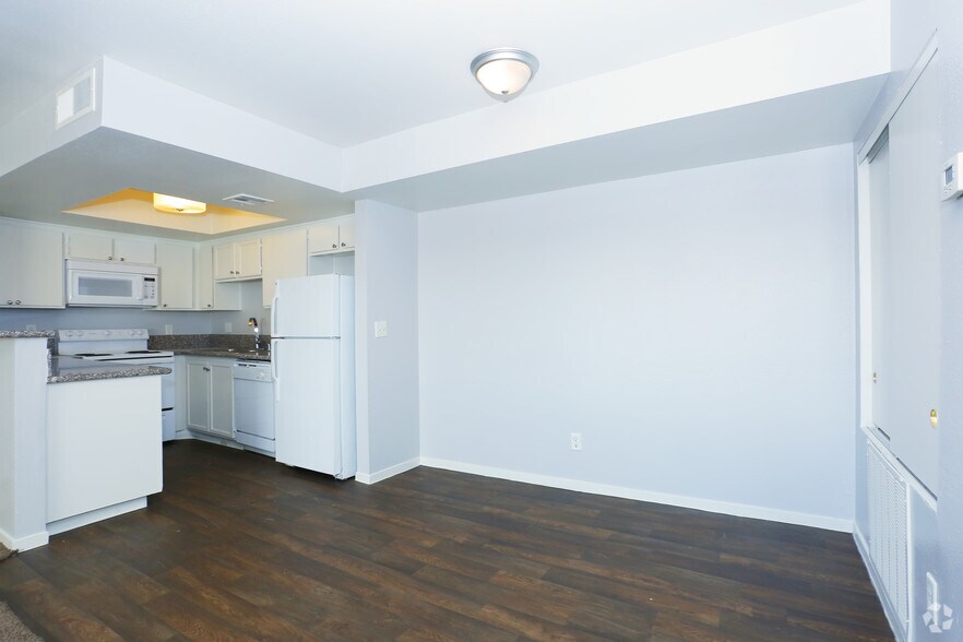More Photos Of 409-417 E Merlayne Dr, Henderson Apartments For Sale