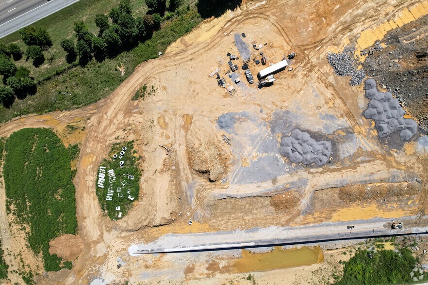 More Photos Of 11400 Outlet Dr, Knoxville Golf Course Driving Range For Sale