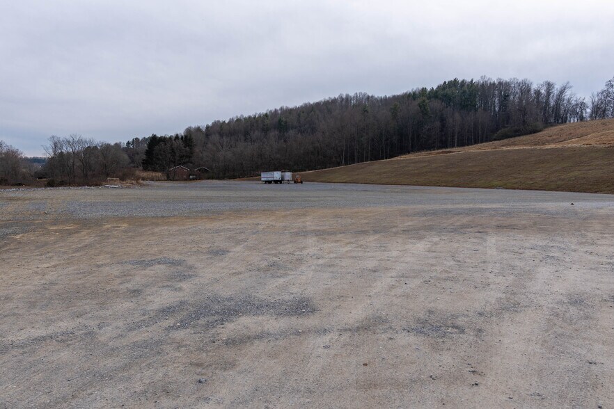 More Photos Of 16120 Porterfield Hwy, Abingdon Freestanding For Sale