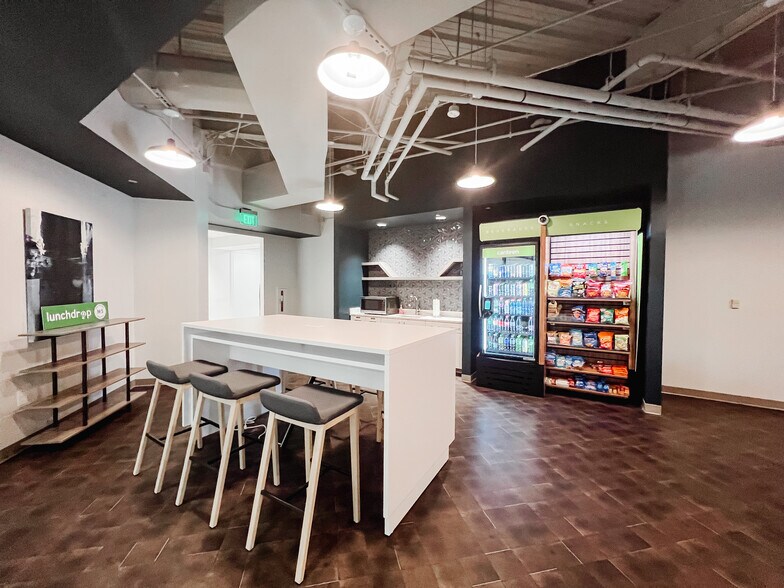 More Photos Of 4515 Falls of Neuse Rd, Raleigh Office For Lease