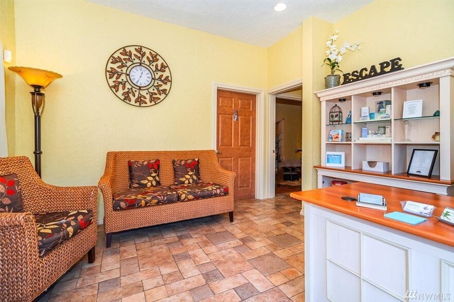 More Photos Of 2175 Jackson Hwy, Chehalis General Retail For Sale