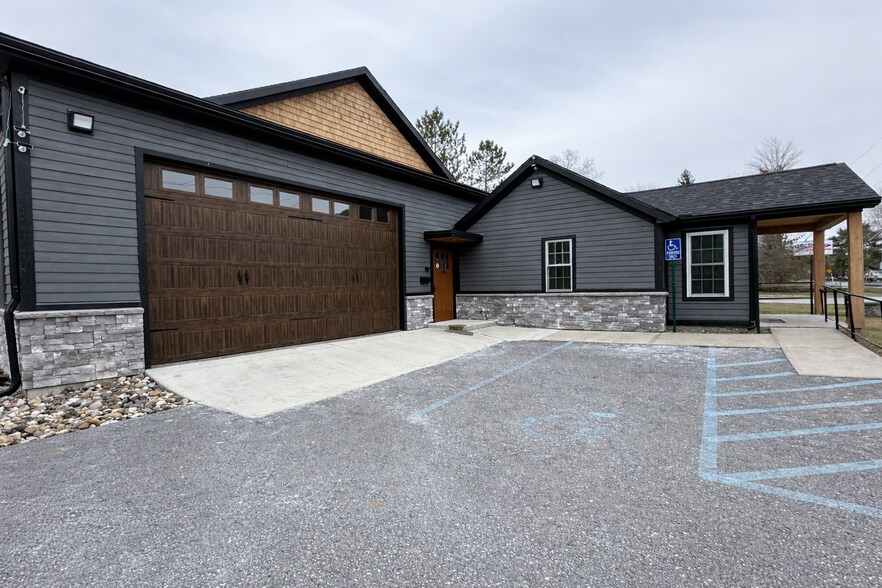 More Photos Of 1147 Ballston Lake Rd, Ballston Lake Office For Sale