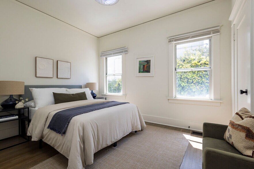 More Photos Of 1053 Hudson ave, Los Angeles Apartments For Sale