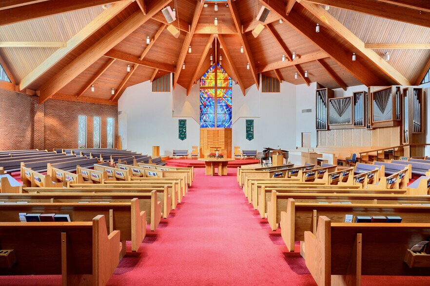 More Photos Of 541 Marshall Rd SW, Vienna Religious Facility For Sale